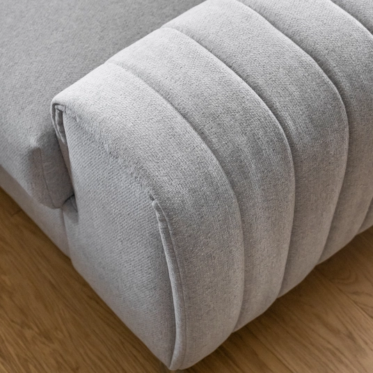 Kampinė sofa Louis su patalynės dėže, audinys Flores 5