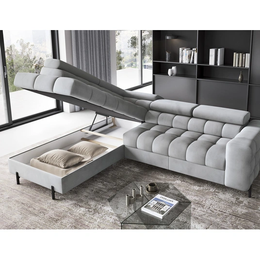 Nurgadiivan Ferucce, Loft, Hall