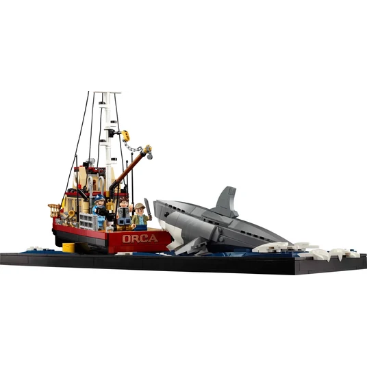 LEGO Ideas 21350 – Žudikas ryklys
