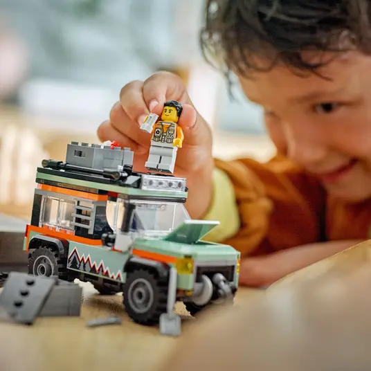 LEGO® 60447 LEGO City Maastikuauto 4x4 mägiveok
