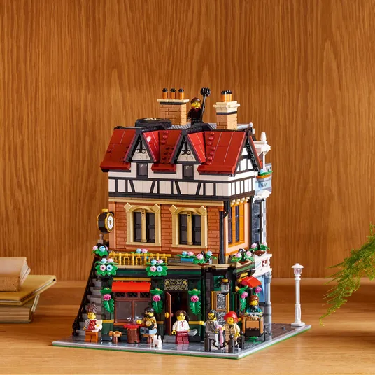 LEGO® 10350 Ikoonid Tudori nurgakodu LEGO® 10350 Icons Tudor Corner House