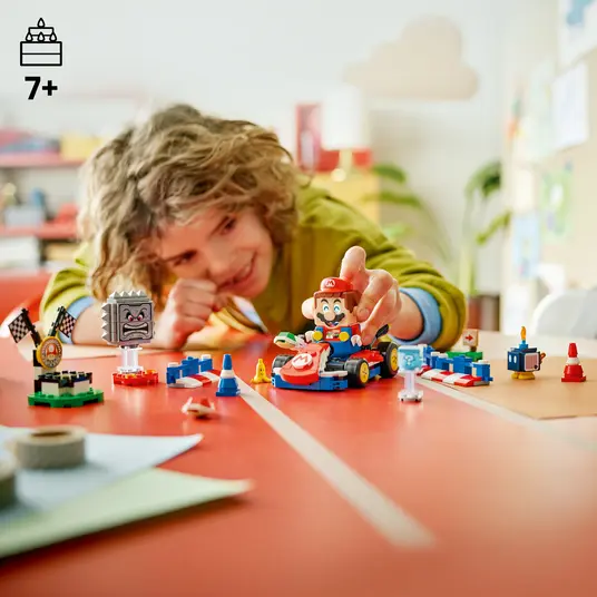 LEGO® 72043 Super Mario™ Mario Kart™ – interaktiivne LEGO® Mario™ ja Standard Kart