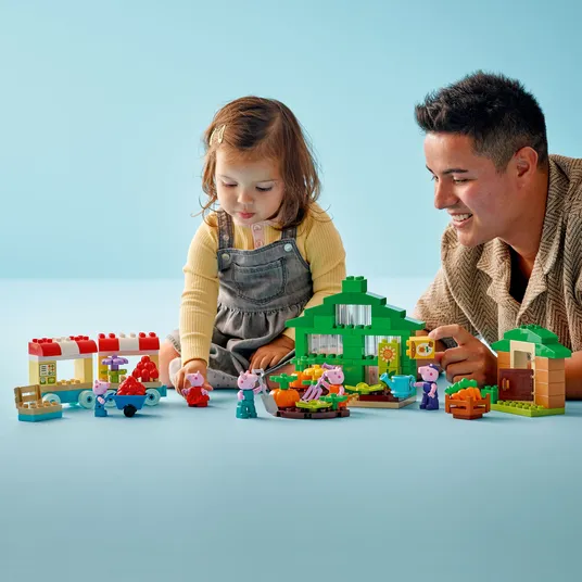 LEGO® 10461 DUPLO® kiaulytės Pepos senelio Paršo sodas ir šiltnamis
