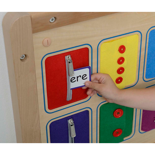 MASTERKIDZ seinaplaat Vetskappide avamine ja sulgemine Nupud Montessori