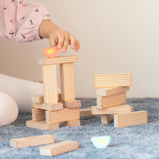 CLASSIC WORLD Puidust õppemäng "Wobbly Tower Stacking Blocks" 23el.