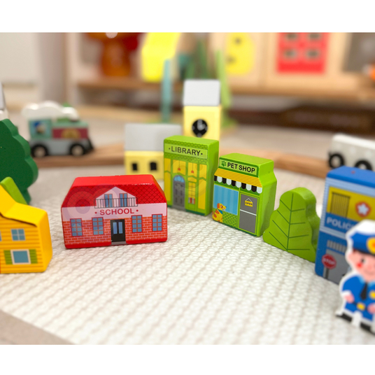 TOOKY TOY puidust hoonete ja figuuride komplekt City