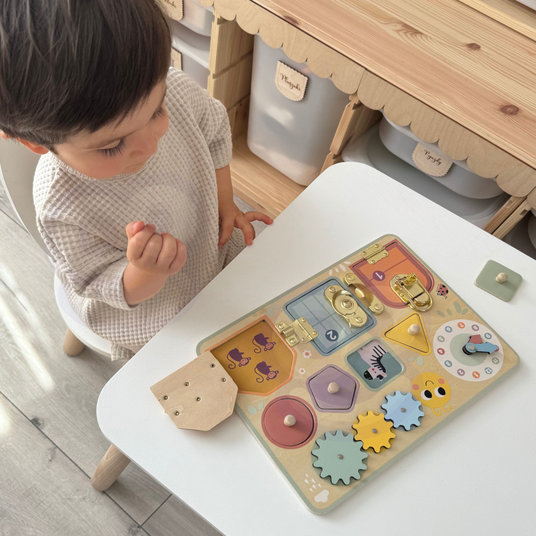 TOOKY TOY Manipulatsioonilaud lukud silindrid kellade sorteerija