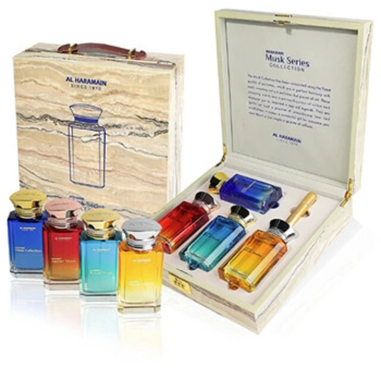Moteriški kvepalai, Musk Series Collection Dovanų rinkinys EDP 4 x 100 ml ir pripildomas buteliukas 400 ml
