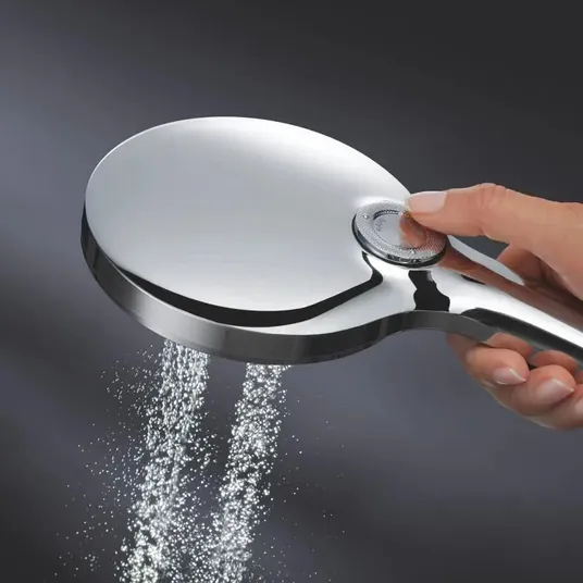 Grohe Rainshower SmartActive – sieninis laikiklis 130 9,5 l/min, 3 srovių tipai, laikiklis ir žarna, chromas 26581000