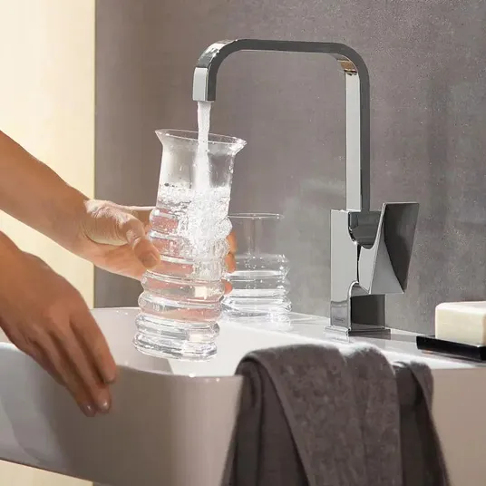 Hansgrohe Metropol – praustuvo vienos rankenos maišytuvas 230 su išleidimo komplektu Push-Open, chromuotas 32511000