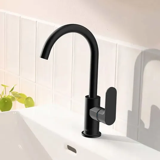 Hansgrohe Rebris S - valamusegisti koos äravooluga ja pööratava valamuotsaga, matt must 72536670