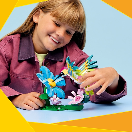 LEGO® 31384 LEGO Creator Villieläimet: Värikäs kolibri
