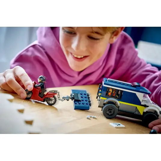 LEGO® 60479 City Poliisin vankienkuljetusauto