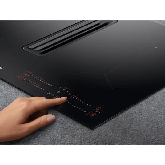 Pliidiplaat AEG CCE84543CB