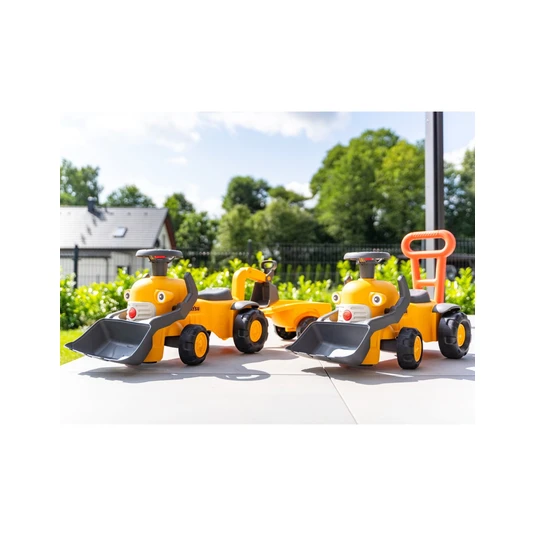 FALK Komatsu paspiriamas traktoriukas