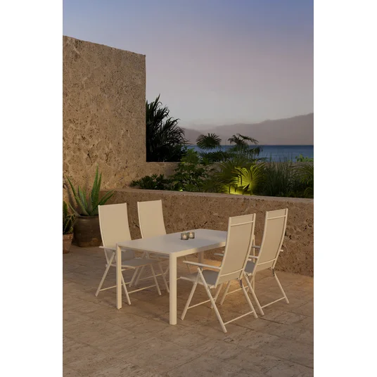 Giardini stalas – smėlio spalvos su 4 Levanzo kėdėmis – smėlio spalvos