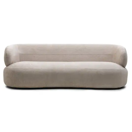 Svetainės sofa Tiubo, apvalūs kontūrai, šviesiai smėlio spalvos
