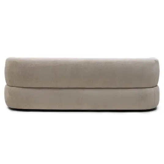 Svetainės sofa Tiubo, apvalūs kontūrai, šviesiai smėlio spalvos