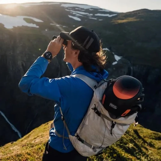 GPS laikrodis „Suunto Vertical 2“ – visiškai juodas