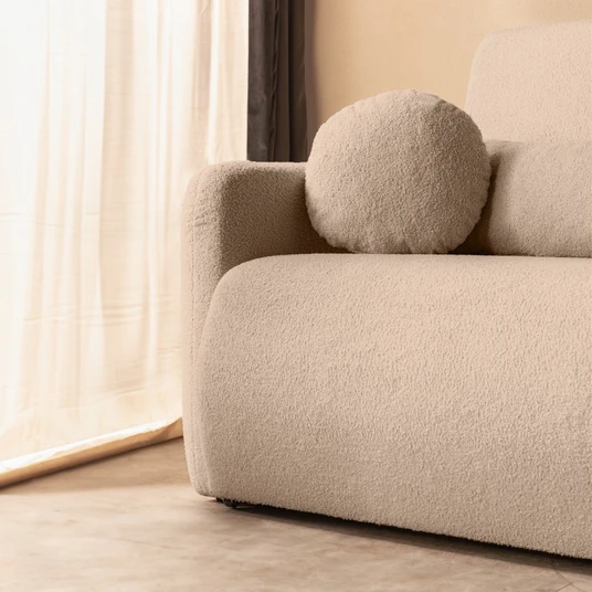 „Diosa“ dvivietė išskleidžiama sofa su daiktų laikymo dėže, šviesiai smėlio spalvos, bouclé