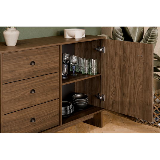 Elutoa komplekt koos kummutiga, vitriiniga ja lauaga, „set-yov“, kõrgus 137 cm