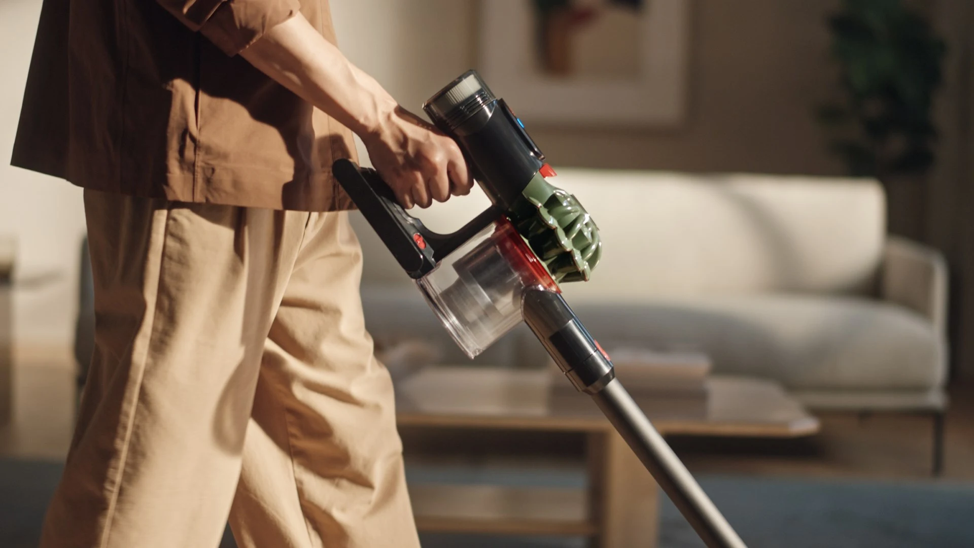 Dyson V8 Cyclone putekļu sūcējs-slota "