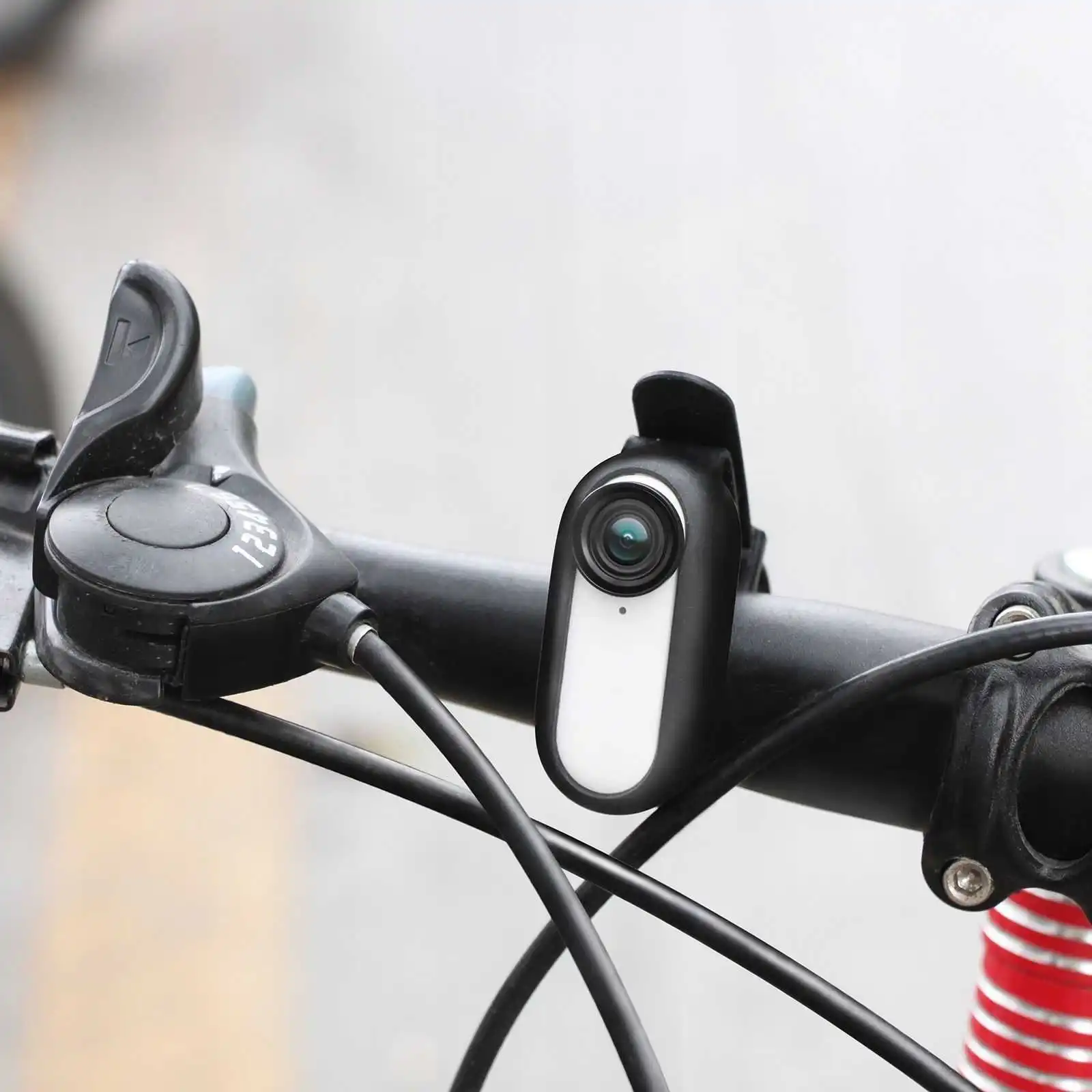 Sunnylife Handle Mount Hand Strap for
