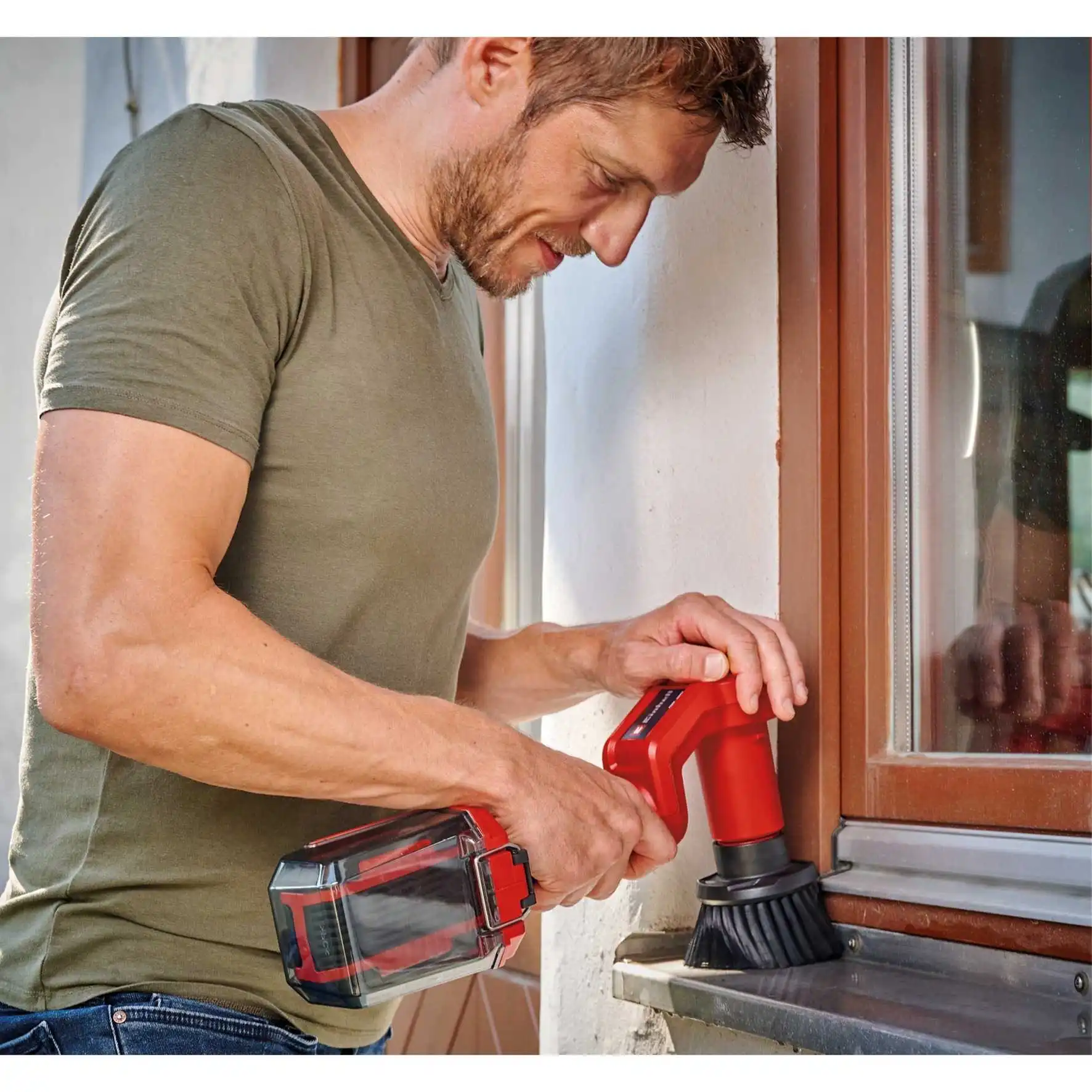Einhell cordless surface brush PICOBELLA 18/90