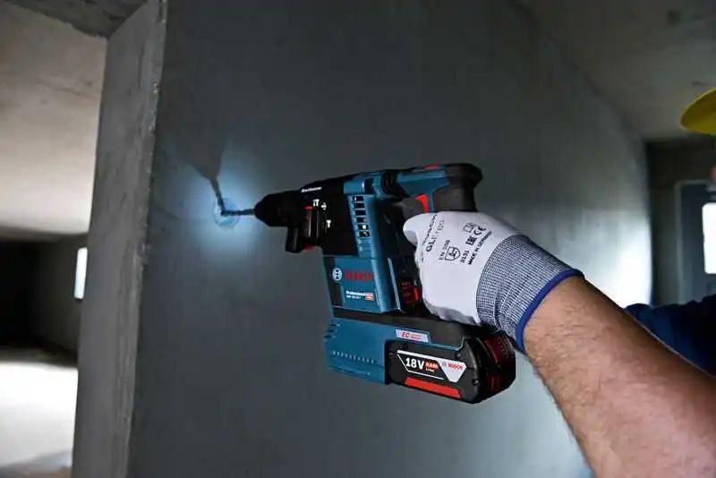 Bosch GBH 18V-26F (061191000E)