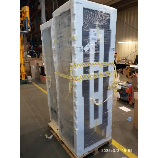 Ledusskapis Samsung RB38C600CS9/EF (bojāts)