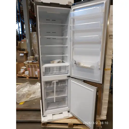 Ledusskapis Samsung RB38C600CS9/EF (bojāts)