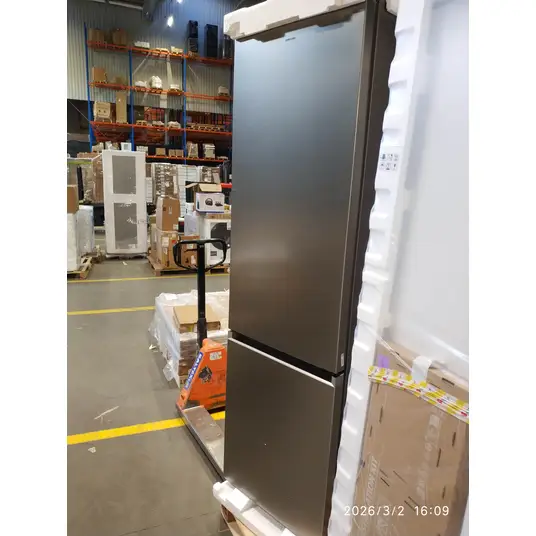 Ledusskapis Samsung RB38C600CS9/EF (bojāts)