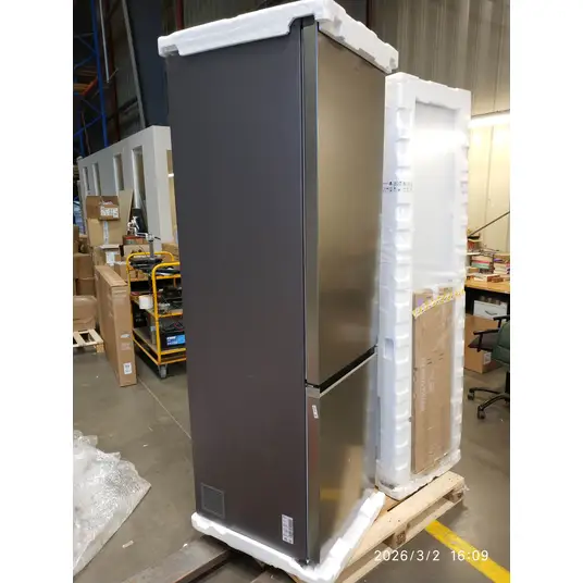 Ledusskapis Samsung RB38C600CS9/EF (bojāts)